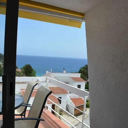 Carabela - Terraza Y Vistas Al Mar En Cala Salions Apartman